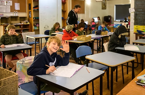 Tuntable Falls Community School